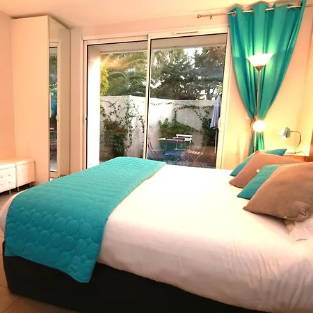 Etoile Apartment