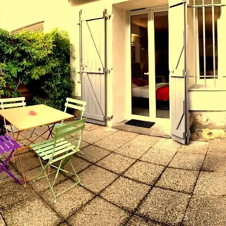 Etoile Apartment *