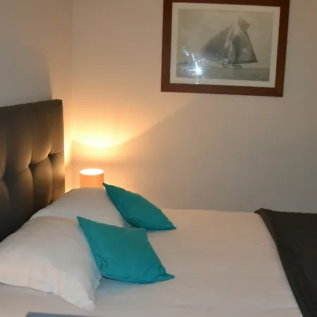 Etoile Apartment *